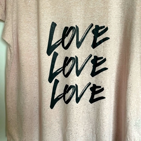 Lane Bryant “Love” Sparkle Graphic T-Shirt - Size 18/20 - Picture 4 of 12